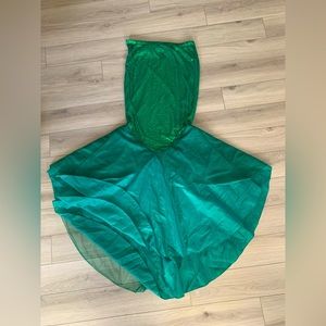 L GREEN LITTLE MERMAID ARIEL BOTTOMS WORN ONCE ! SEE BRA AND WIG SOLD SEPERATE